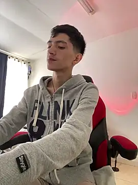 DereckCooperr online show from February 27, 5:36 pm