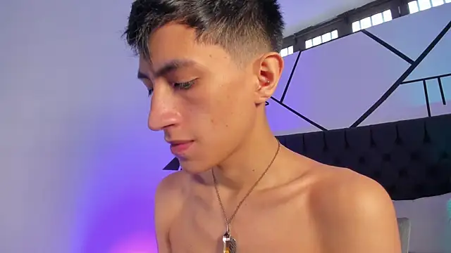 DereckCooperr online show from March 2, 9:32 pm