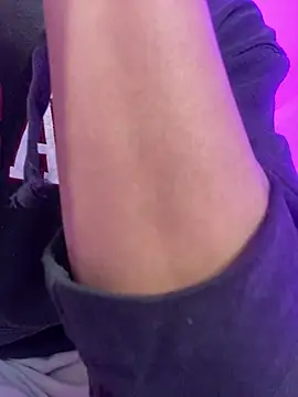 DereckCooperr online show from February 11, 10:04 pm