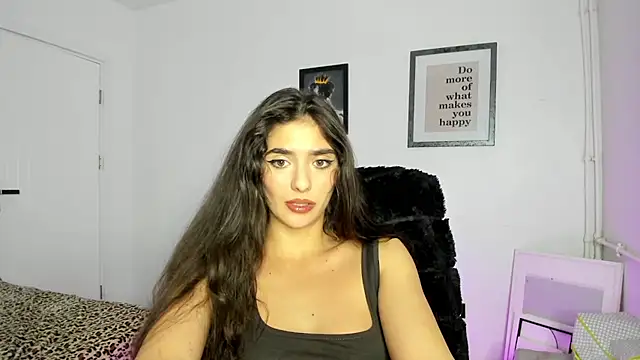 PortraitMarie online show from January 3, 7:18 pm