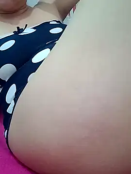  Bella Candy  online show from December 18, 11:40 pm