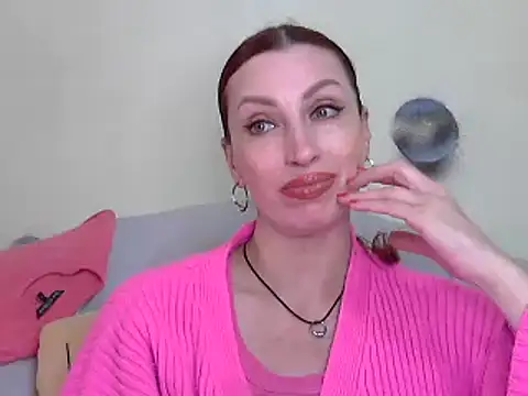 Jillian Pattie online show from March 29, 3:45 pm