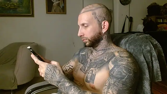 Snapshot of bobbybacala91 chatting on September 24, 9:23 am bobbybacala91 online show from September 24, 9:23 am