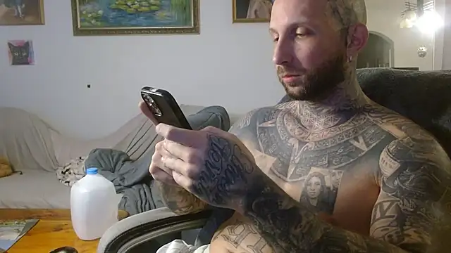 Snapshot of bobbybacala91 chatting on September 28, 9:14 am bobbybacala91 online show from September 28, 9:14 am