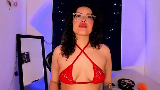 Snapshot of willow_poisson chatting on February 10, 6:13 pm willow poisson online show from February 10, 6:13 pm