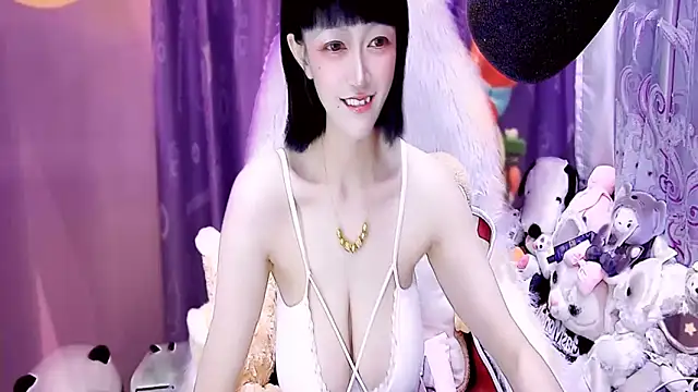 kumamon- online show from April 27, 2:15 pm