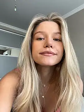 JessIsLove online show from March 7, 5:40 am