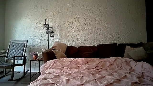 Snapshot of Cemg chatting on February 14, 3:15 pm Cemg online show from February 14, 3:15 pm