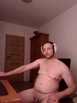 Snapshot of chubbybttm01 chatting on December 14, 11:34 pm chubbybttm01 online show from December 14, 11:34 pm