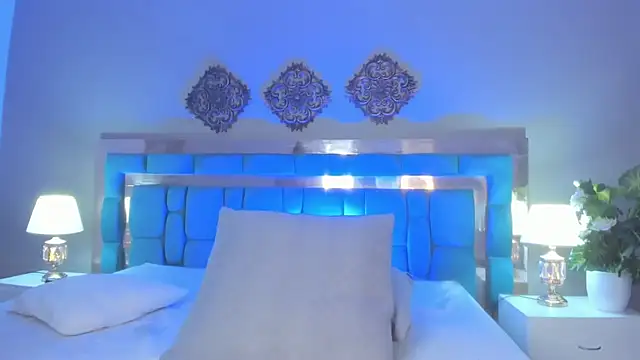 thecrazyadamss  online show from January 11, 6:44 pm