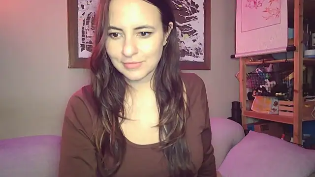 Tipsy Toes Daisy online show from March 4, 8:02 am