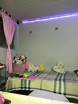 KATYGONZALEZ online show from February 22, 11:02 am