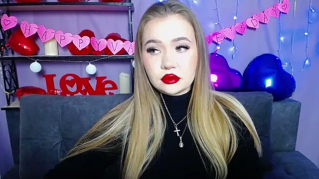 Snapshot of StacyYellig chatting on February 14, 1:13 am StacyYellig online show from February 14, 1:13 am