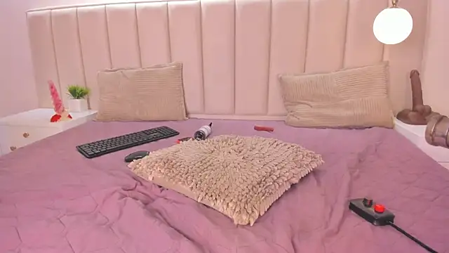 SaryBlake online show from February 24, 2:59 pm