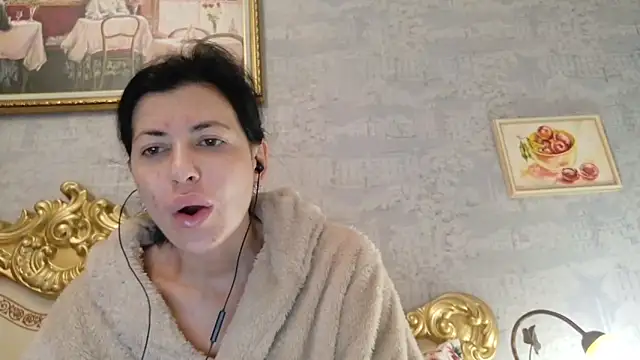 Snapshot of StunnigArt chatting on March 17, 2:16 am StunnigArt online show from March 17, 2:16 am