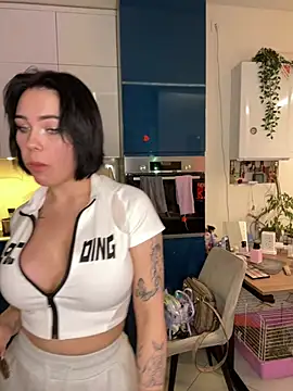 GroteskJane online show from March 30, 10:11 pm