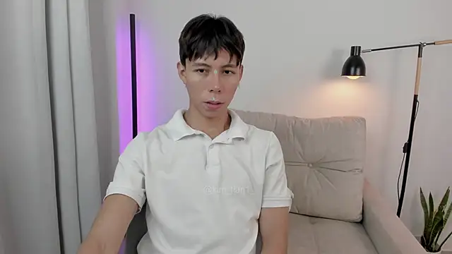 kim lian21 online show from November 30, 7:01 am