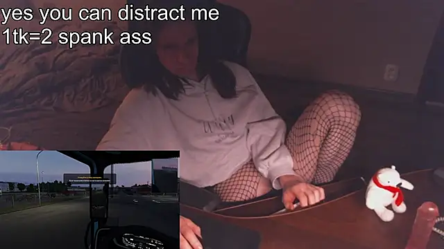 izilizi 23 online show from December 28, 3:59 pm