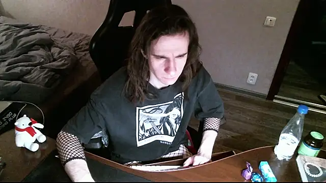 izilizi 23 online show from February 14, 5:14 pm