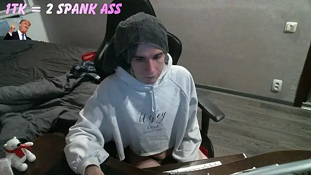 izilizi 23 online show from March 16, 4:33 pm