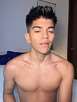 santiago 01 online show from January 26, 4:20 am