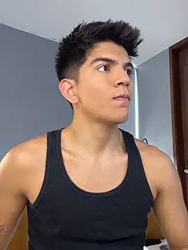 santiago 01 online show from October 3, 7:22 pm