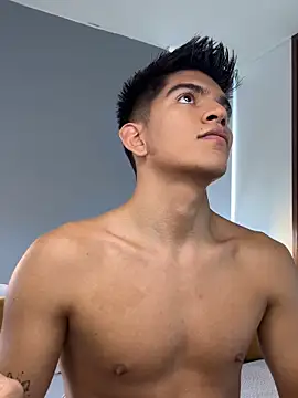 santiago 01 online show from November 13, 7:57 pm