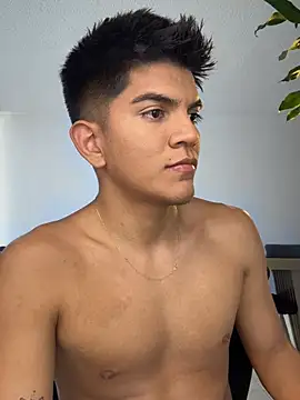 santiago 01 online show from February 25, 8:07 pm