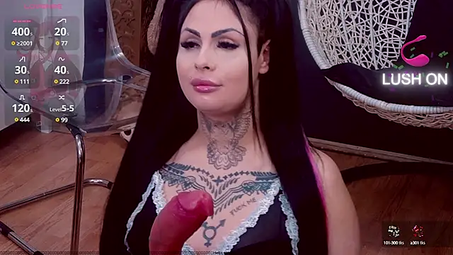 DeniSalome online show from January 24, 2:41 pm