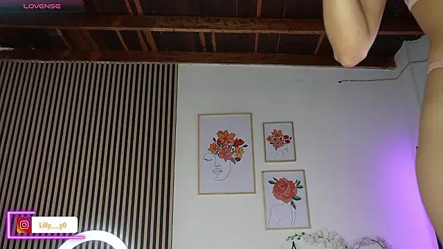 LillyDolls23 online show from February 14, 1:08 pm