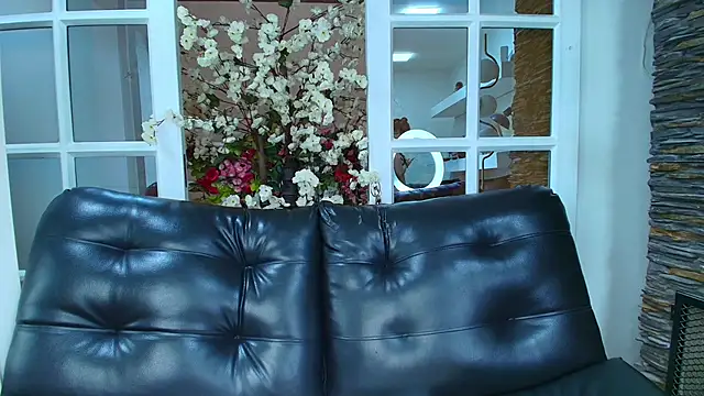 Snapshot of miss__pamela chatting on November 19, 11:10 am miss pamela online show from November 19, 11:10 am