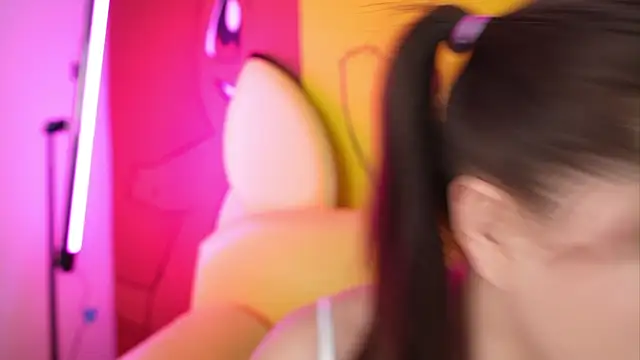 miss  pamela online show from March 25, 11:05 am