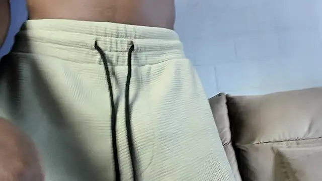 deyianxx online show from March 6, 3:35 pm