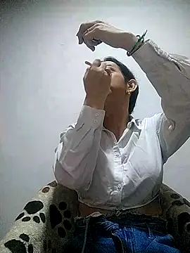 Cameron puppy online show from January 13, 5:29 pm