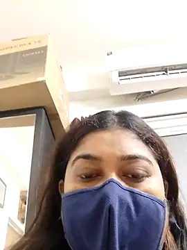 Snapshot of indianlisa5 chatting on May 20, 6:14 pm indianlisa5 online show from May 20, 6:14 pm