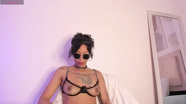 daiana curly online show from March 18, 2:26 pm