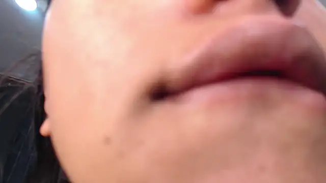 Snapshot of fairylatin222 chatting on December 19, 11:50 am fairylatin222 online show from December 19, 11:50 am