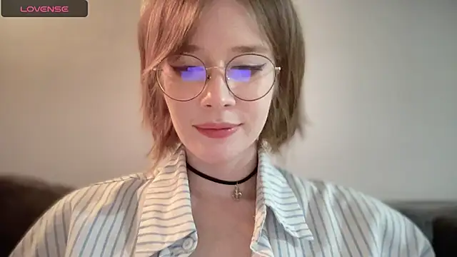 ms christiana online show from November 16, 12:27 am