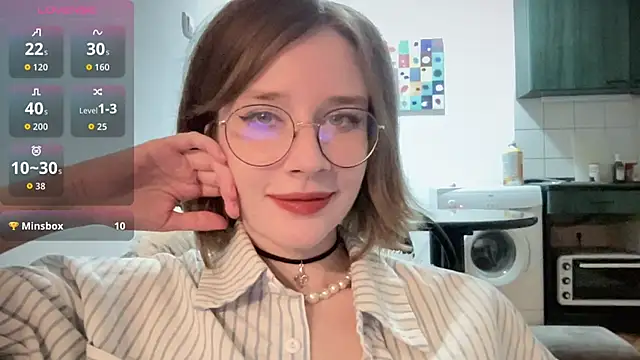 ms christiana online show from December 15, 2:27 am