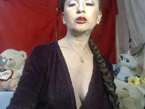 hottieperla online show from September 25, 4:43 pm