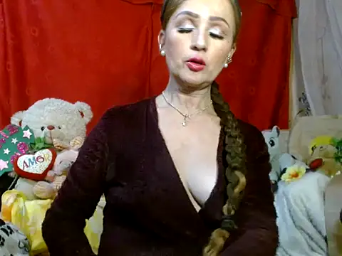 hottieperla online show from May 16, 7:23 pm