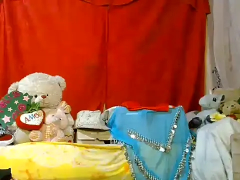 Snapshot of hottieperla chatting on July 4, 6:36 pm hottieperla online show from July 4, 6:36 pm