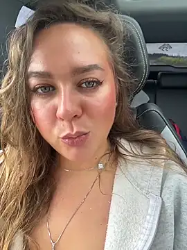 Snapshot of AurorHarris chatting on June 18, 7:19 am AurorHarris online show from June 18, 7:19 am