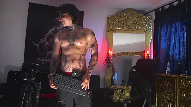 dantecoppolaa  online show from March 22, 8:15 pm