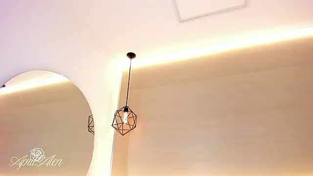 aprilalen online show from November 19, 6:24 am