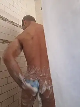 Snapshot of John19893 chatting on December 22, 1:44 pm John19893 online show from December 22, 1:44 pm