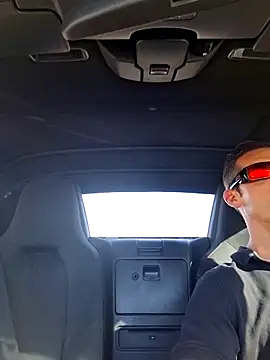 Snapshot of John19893 chatting on January 12, 7:42 pm John19893 online show from January 12, 7:42 pm