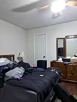 Snapshot of John19893 chatting on January 14, 4:04 am John19893 online show from January 14, 4:04 am