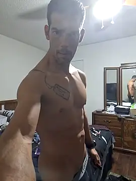 Snapshot of John19893 chatting on January 16, 4:17 am John19893 online show from January 16, 4:17 am