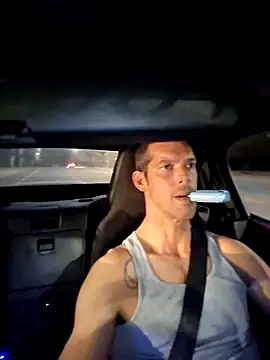 Snapshot of John19893 chatting on February 6, 11:37 pm John19893 online show from February 6, 11:37 pm